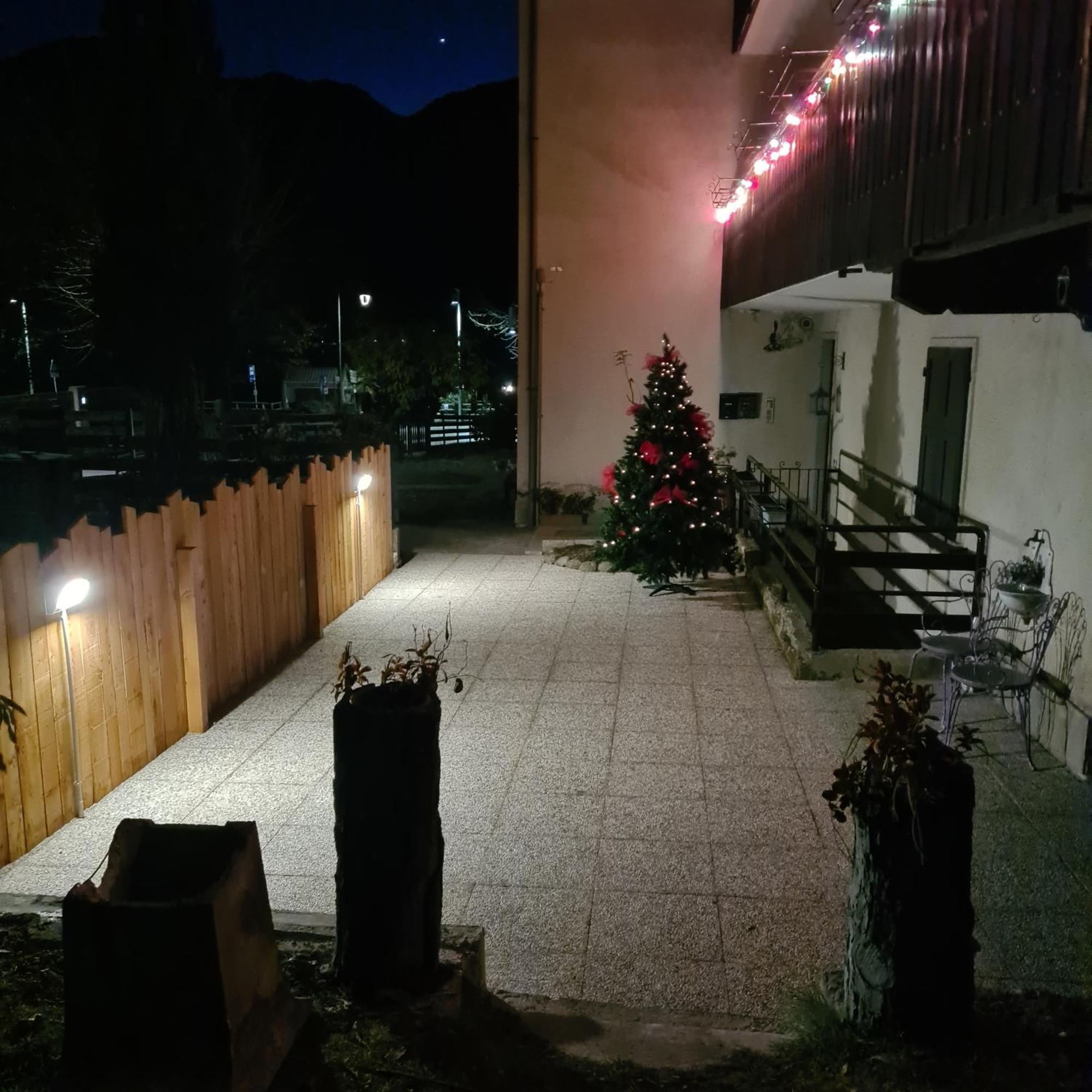 メッツォラゴBioledro Casa Lenaアパートメント エクステリア 写真